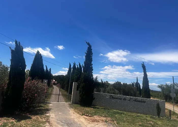 Апартаменти Domaine De L'aumone *