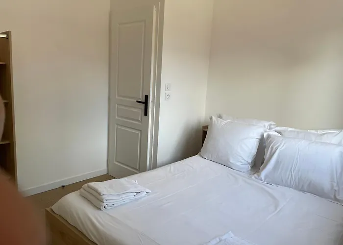 Апартаменти Domaine De L'aumone *