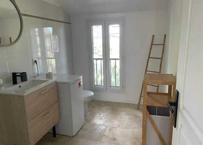 Domaine De L'aumone 아파트 *